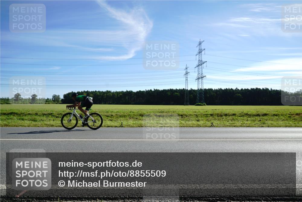 07.09.2025 - 19. Norderstedt Triathlon Michael Burmester http://msf.ph/oto/8855509 07.09.2025 10:30:50 Radfahren  meine-sportfotos.de