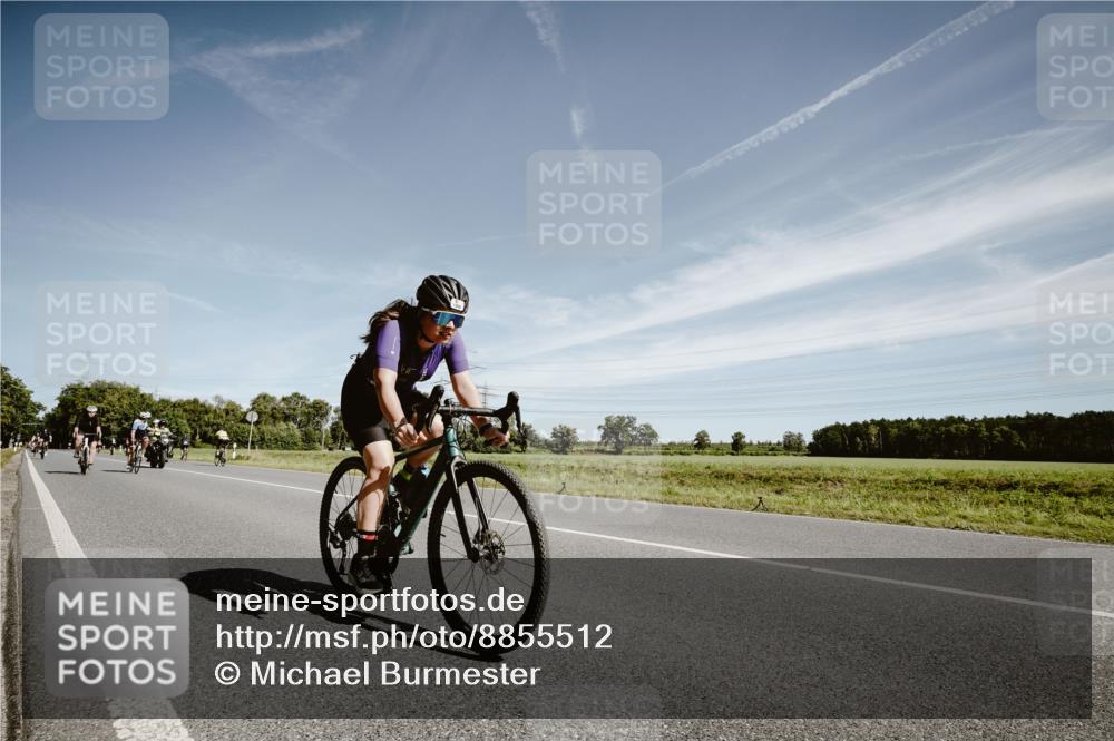 07.09.2025 - 19. Norderstedt Triathlon Michael Burmester http://msf.ph/oto/8855512 07.09.2025 12:08:27 Radfahren 208, 287, 757, 1246, 1338, 1367 meine-sportfotos.de