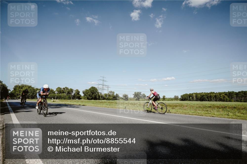 07.09.2025 - 19. Norderstedt Triathlon Michael Burmester http://msf.ph/oto/8855544 07.09.2025 15:13:24 Radfahren 478, 950 meine-sportfotos.de