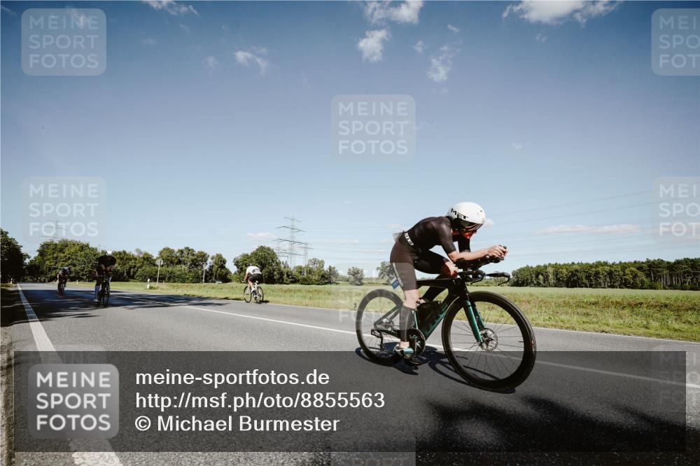 07.09.2025 - 19. Norderstedt Triathlon Michael Burmester http://msf.ph/oto/8855563 07.09.2025 15:13:34 Radfahren 414, 446, 896, 1414, 1532 meine-sportfotos.de