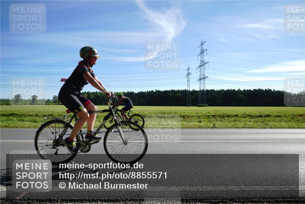 07.09.2025 - 19. Norderstedt Triathlon Michael Burmester http://msf.ph/oto/8855571 07.09.2025 10:32:57 Radfahren 1123 meine-sportfotos.de