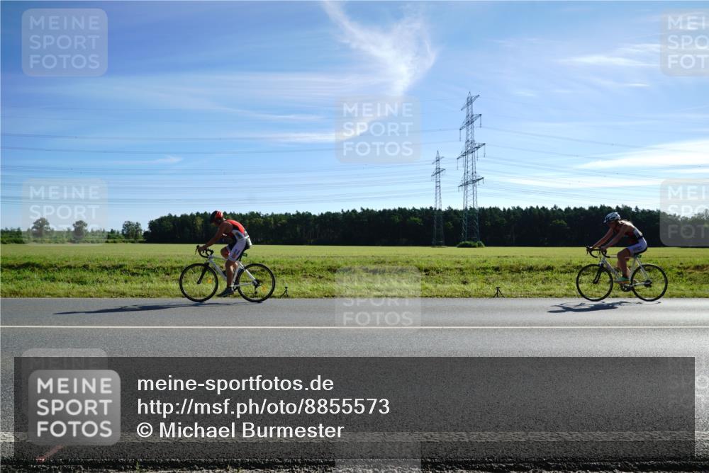 07.09.2025 - 19. Norderstedt Triathlon Michael Burmester http://msf.ph/oto/8855573 07.09.2025 10:33:06 Radfahren  meine-sportfotos.de