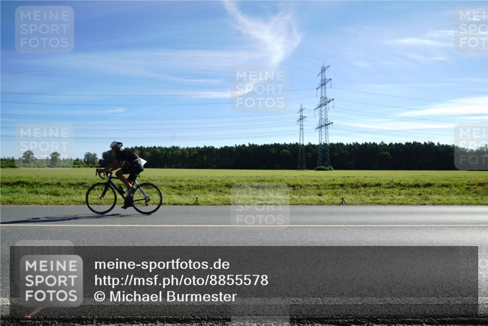 07.09.2025 - 19. Norderstedt Triathlon Michael Burmester http://msf.ph/oto/8855578 07.09.2025 10:33:08 Radfahren  meine-sportfotos.de