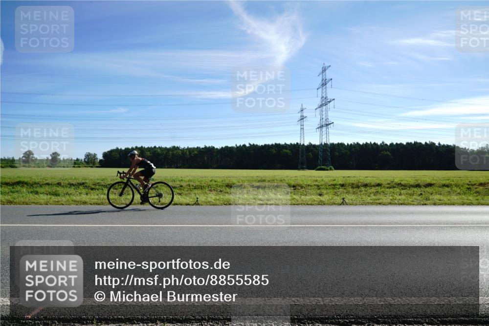 07.09.2025 - 19. Norderstedt Triathlon Michael Burmester http://msf.ph/oto/8855585 07.09.2025 10:33:19 Radfahren  meine-sportfotos.de