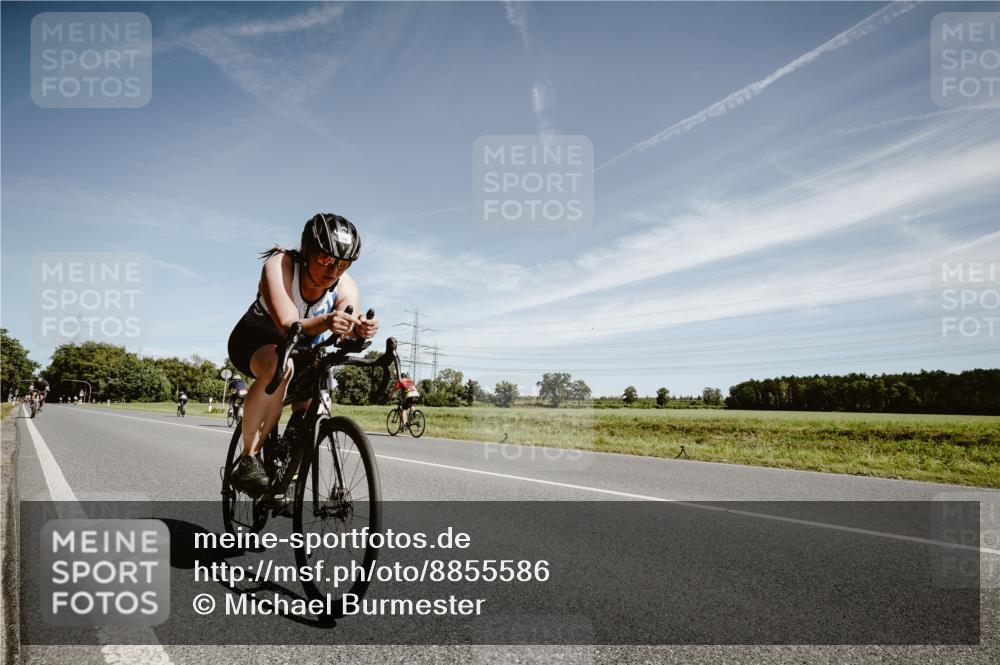 07.09.2025 - 19. Norderstedt Triathlon Michael Burmester http://msf.ph/oto/8855586 07.09.2025 12:09:02 Radfahren 725, 779, 1290 meine-sportfotos.de