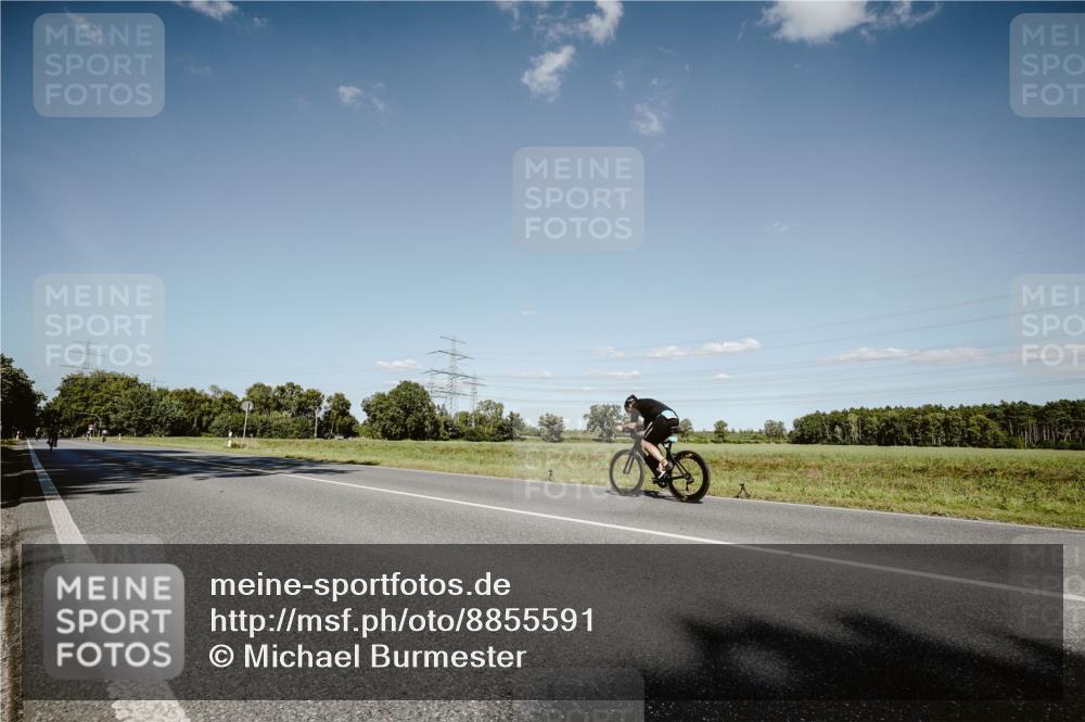 07.09.2025 - 19. Norderstedt Triathlon Michael Burmester http://msf.ph/oto/8855591 07.09.2025 15:13:53 Radfahren 443, 1510 meine-sportfotos.de