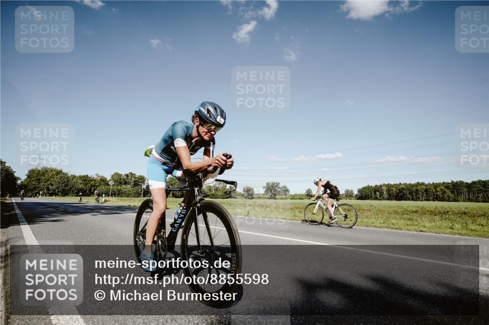 07.09.2025 - 19. Norderstedt Triathlon Michael Burmester http://msf.ph/oto/8855598 07.09.2025 15:13:56 Radfahren 443 meine-sportfotos.de