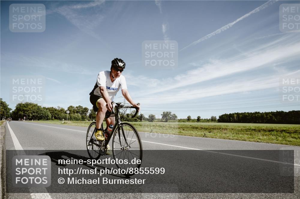 07.09.2025 - 19. Norderstedt Triathlon Michael Burmester http://msf.ph/oto/8855599 07.09.2025 12:09:16 Radfahren 1282 meine-sportfotos.de