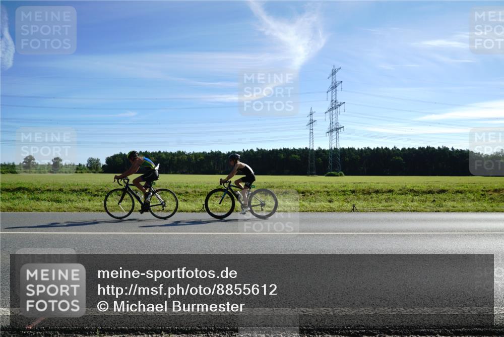 07.09.2025 - 19. Norderstedt Triathlon Michael Burmester http://msf.ph/oto/8855612 07.09.2025 10:33:45 Radfahren  meine-sportfotos.de