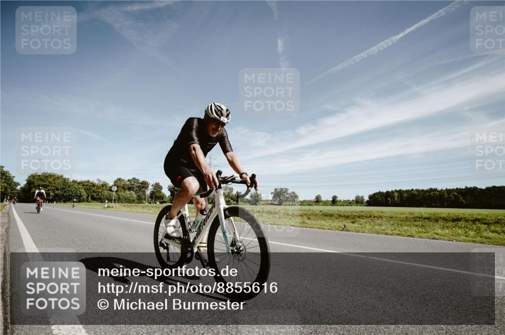 07.09.2025 - 19. Norderstedt Triathlon Michael Burmester http://msf.ph/oto/8855616 07.09.2025 12:09:30 Radfahren 202, 1358 meine-sportfotos.de