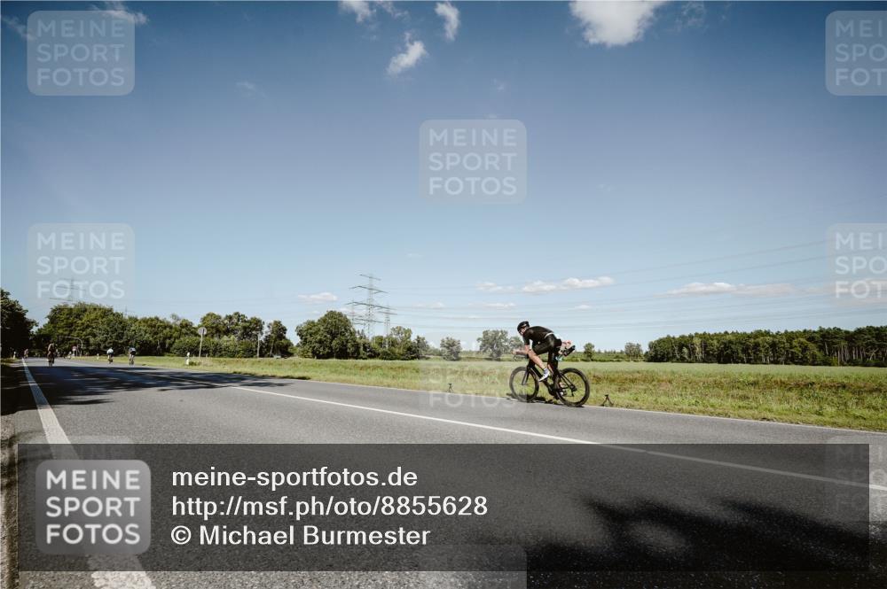 07.09.2025 - 19. Norderstedt Triathlon Michael Burmester http://msf.ph/oto/8855628 07.09.2025 15:14:29 Radfahren  meine-sportfotos.de