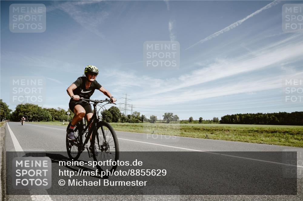 07.09.2025 - 19. Norderstedt Triathlon Michael Burmester http://msf.ph/oto/8855629 07.09.2025 12:09:42 Radfahren 239, 1224 meine-sportfotos.de