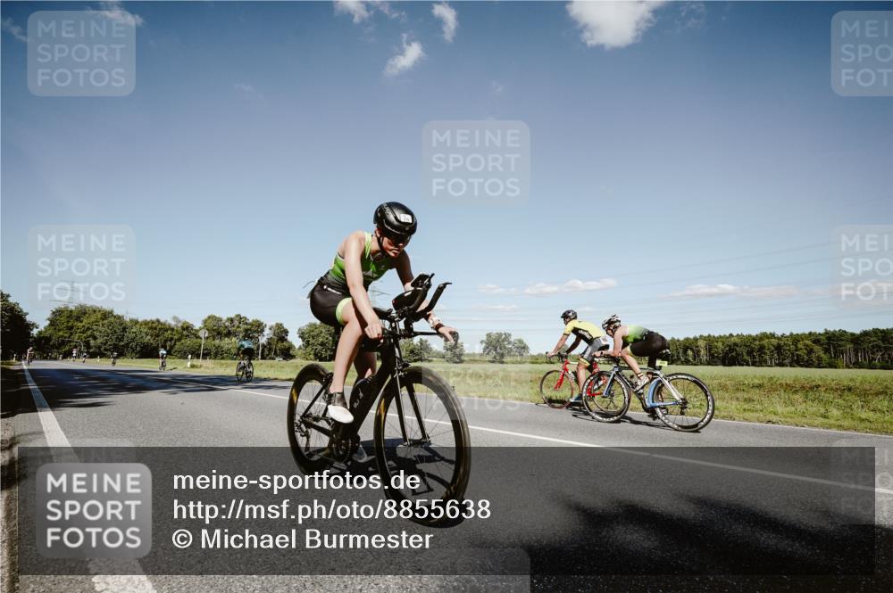 07.09.2025 - 19. Norderstedt Triathlon Michael Burmester http://msf.ph/oto/8855638 07.09.2025 15:14:34 Radfahren 476 meine-sportfotos.de