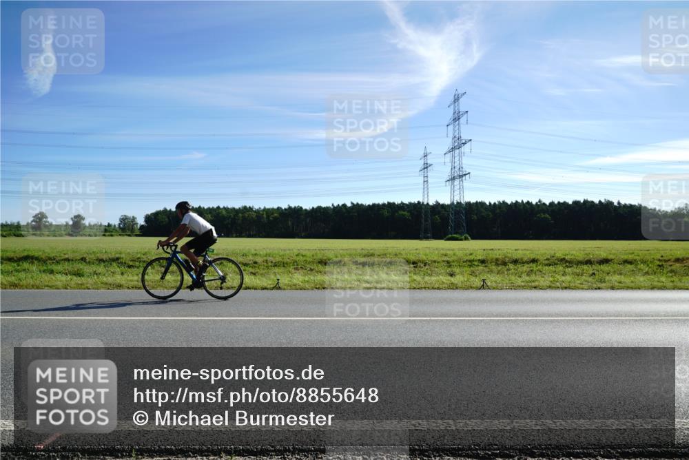 07.09.2025 - 19. Norderstedt Triathlon Michael Burmester http://msf.ph/oto/8855648 07.09.2025 10:34:49 Radfahren  meine-sportfotos.de