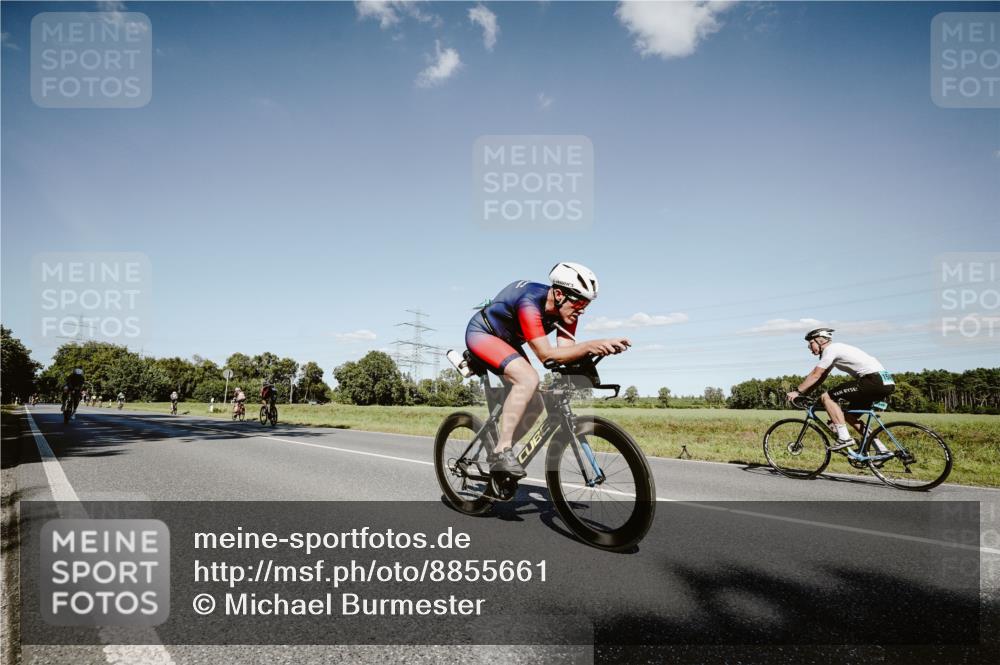 07.09.2025 - 19. Norderstedt Triathlon Michael Burmester http://msf.ph/oto/8855661 07.09.2025 15:14:43 Radfahren 939, 1539 meine-sportfotos.de