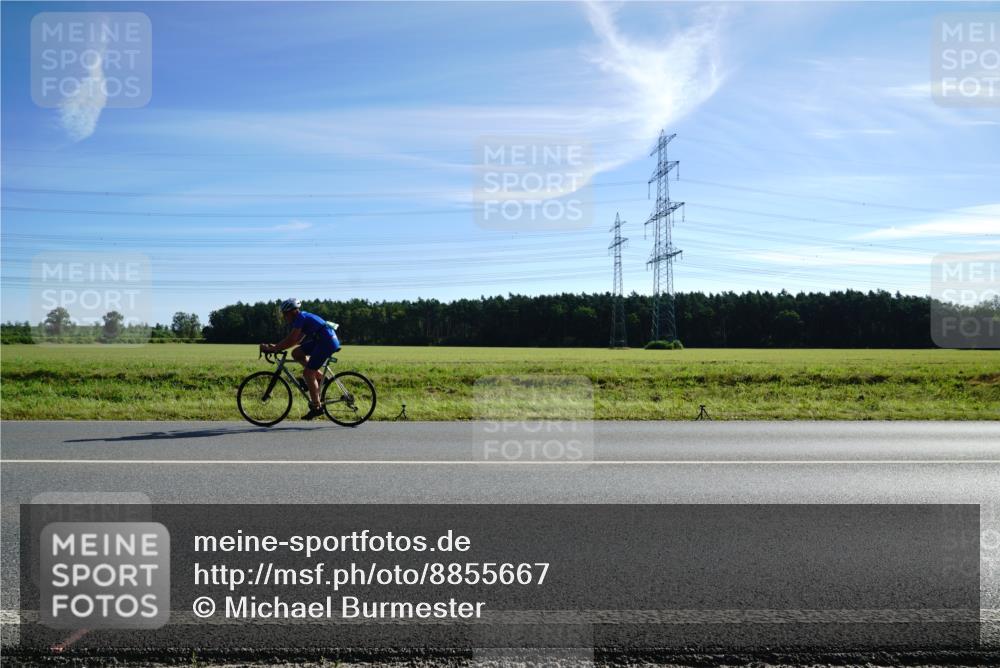 07.09.2025 - 19. Norderstedt Triathlon Michael Burmester http://msf.ph/oto/8855667 07.09.2025 10:35:19 Radfahren  meine-sportfotos.de