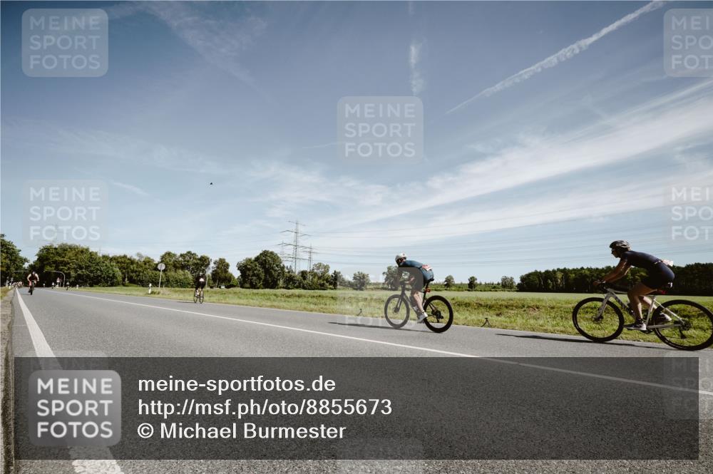 07.09.2025 - 19. Norderstedt Triathlon Michael Burmester http://msf.ph/oto/8855673 07.09.2025 12:10:09 Radfahren  meine-sportfotos.de
