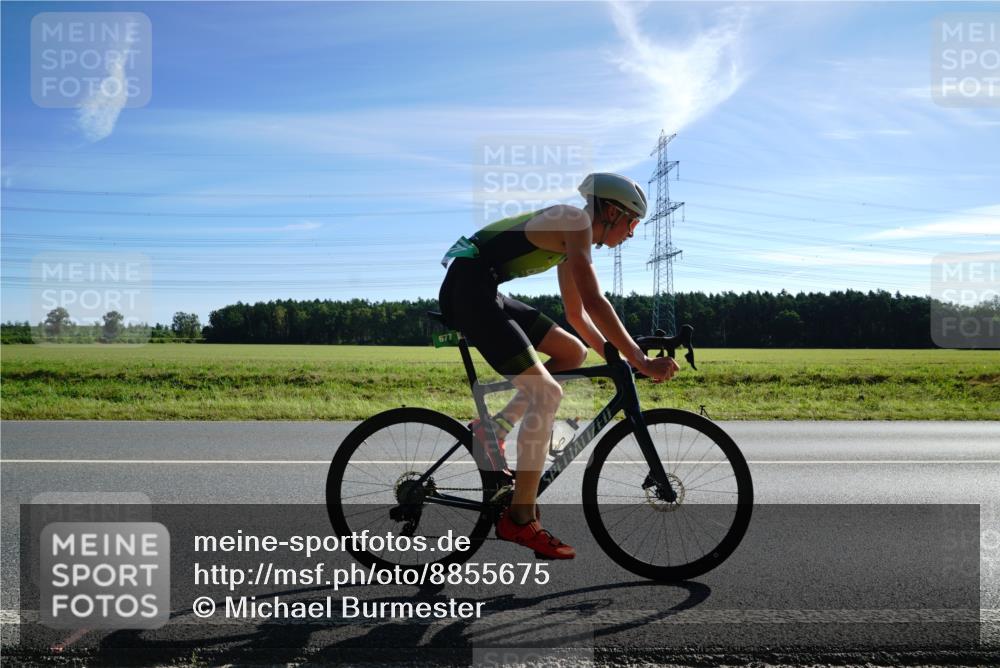 07.09.2025 - 19. Norderstedt Triathlon Michael Burmester http://msf.ph/oto/8855675 07.09.2025 10:35:45 Radfahren 654, 677 meine-sportfotos.de