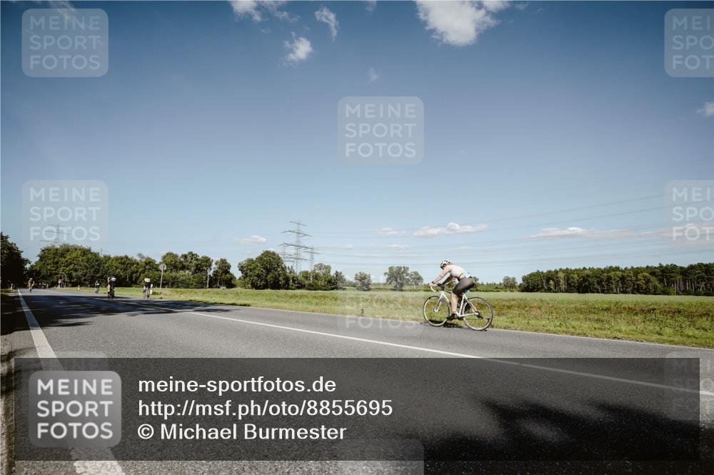 07.09.2025 - 19. Norderstedt Triathlon Michael Burmester http://msf.ph/oto/8855695 07.09.2025 15:15:01 Radfahren  meine-sportfotos.de