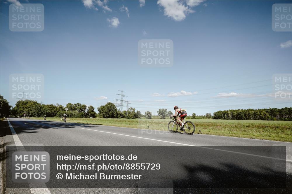 07.09.2025 - 19. Norderstedt Triathlon Michael Burmester http://msf.ph/oto/8855729 07.09.2025 15:15:23 Radfahren 1514 meine-sportfotos.de