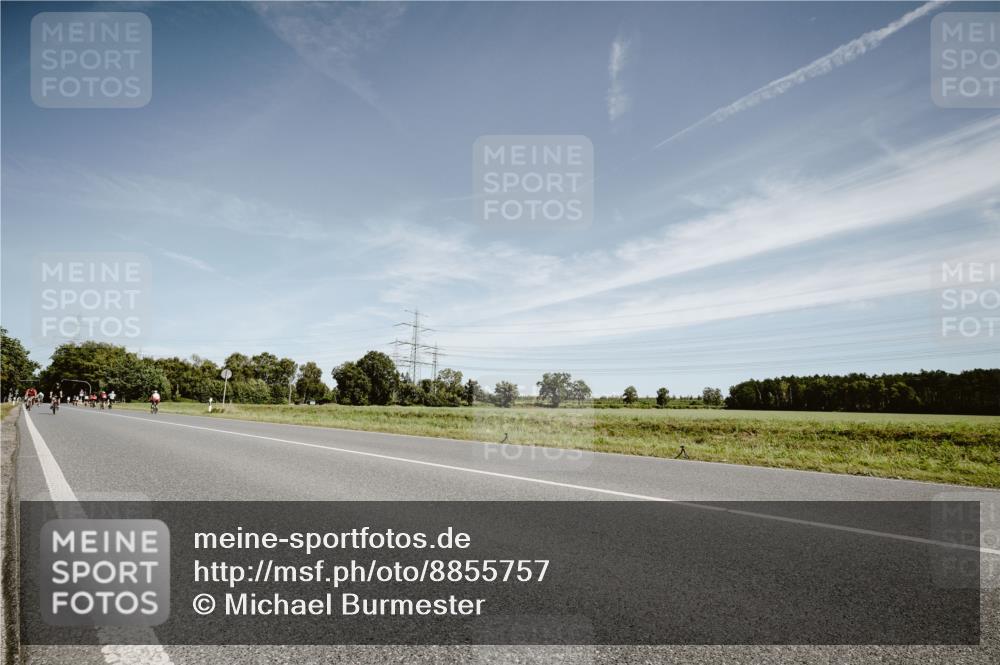 07.09.2025 - 19. Norderstedt Triathlon Michael Burmester http://msf.ph/oto/8855757 07.09.2025 12:10:59 Radfahren  meine-sportfotos.de