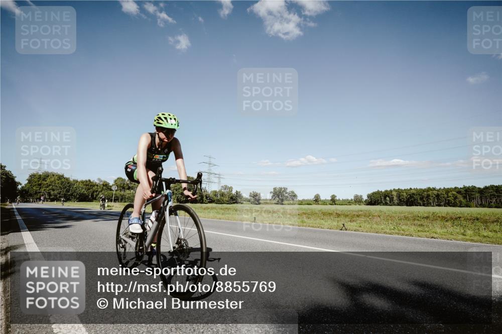 07.09.2025 - 19. Norderstedt Triathlon Michael Burmester http://msf.ph/oto/8855769 07.09.2025 15:15:47 Radfahren 455 meine-sportfotos.de