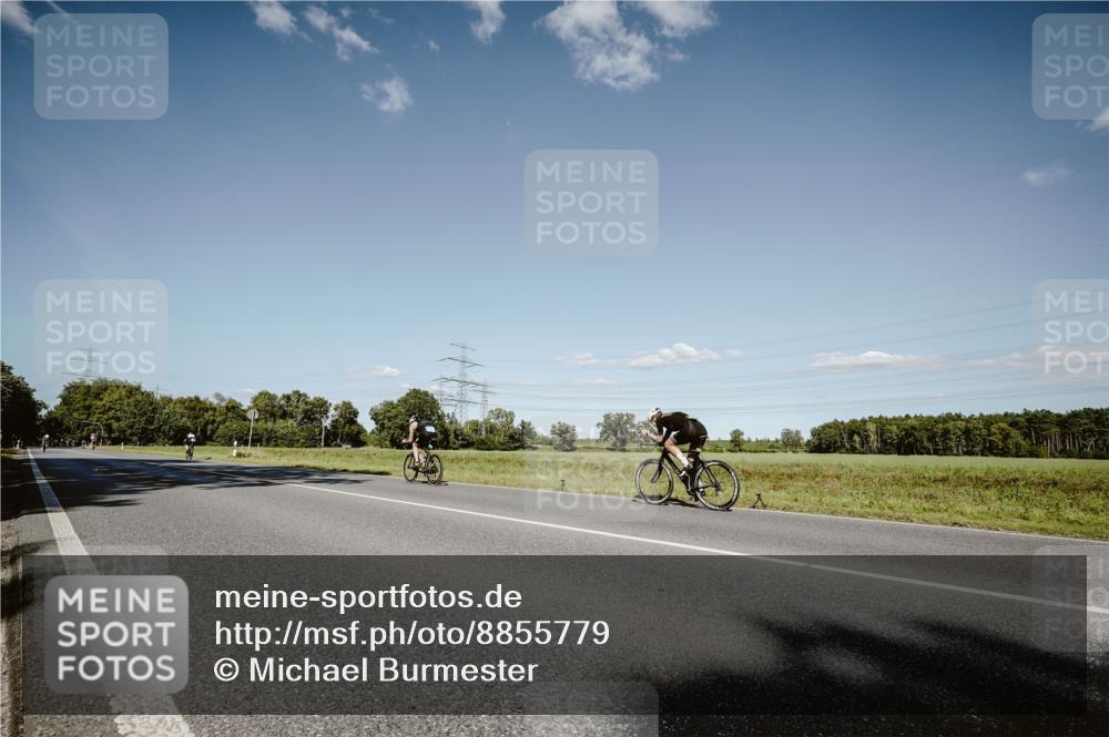 07.09.2025 - 19. Norderstedt Triathlon Michael Burmester http://msf.ph/oto/8855779 07.09.2025 15:15:53 Radfahren 1491 meine-sportfotos.de