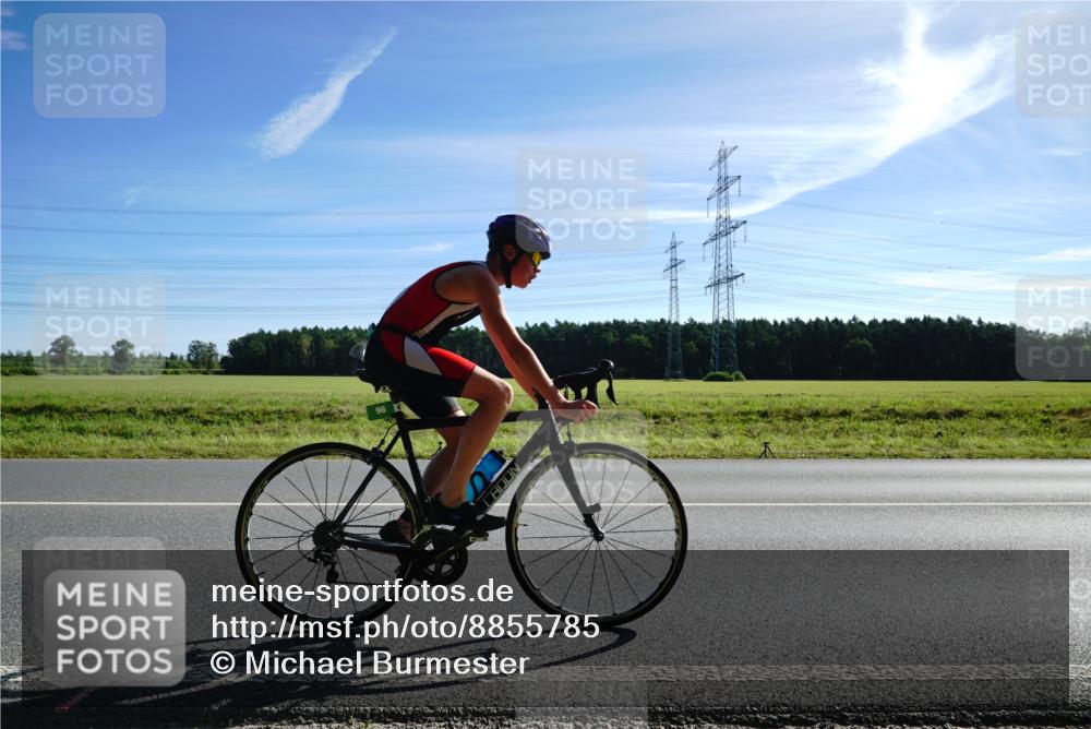 07.09.2025 - 19. Norderstedt Triathlon Michael Burmester http://msf.ph/oto/8855785 07.09.2025 10:39:34 Radfahren 96, 680 meine-sportfotos.de