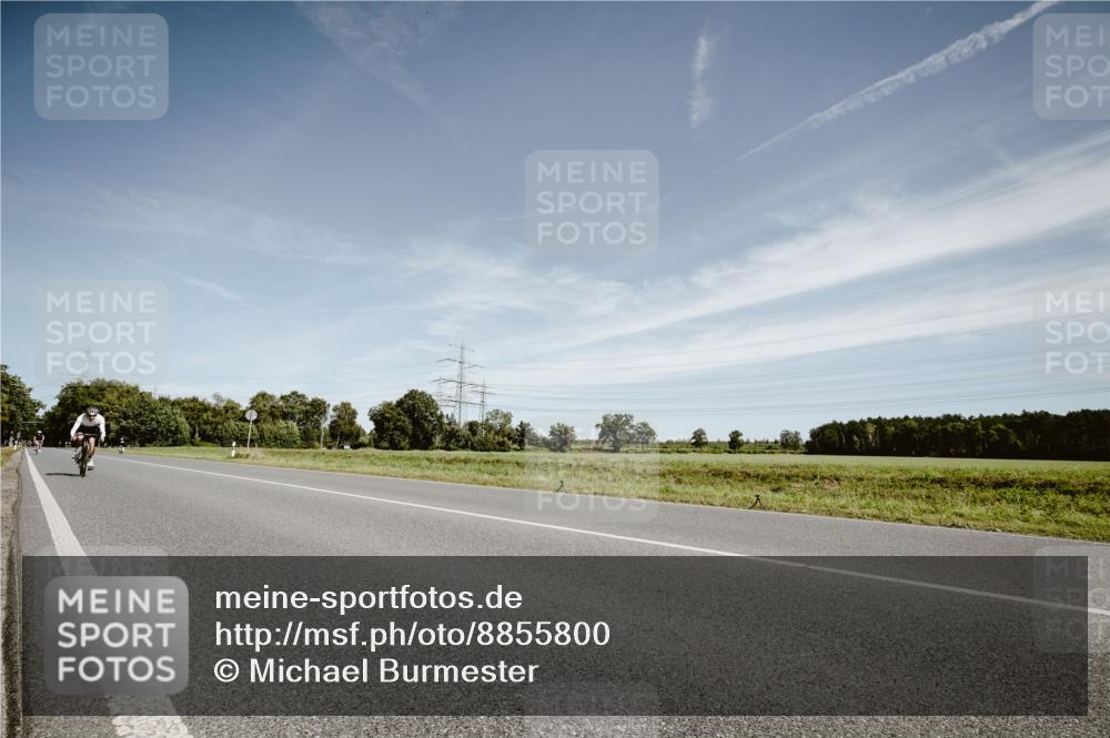 07.09.2025 - 19. Norderstedt Triathlon Michael Burmester http://msf.ph/oto/8855800 07.09.2025 12:11:20 Radfahren 165, 835 meine-sportfotos.de