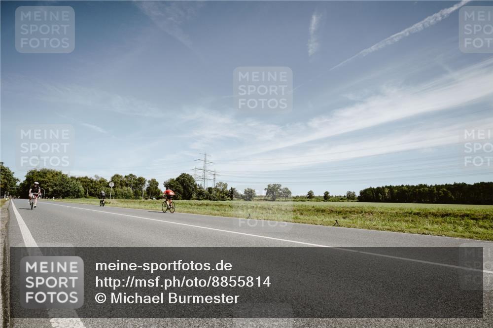 07.09.2025 - 19. Norderstedt Triathlon Michael Burmester http://msf.ph/oto/8855814 07.09.2025 12:11:25 Radfahren 137 meine-sportfotos.de