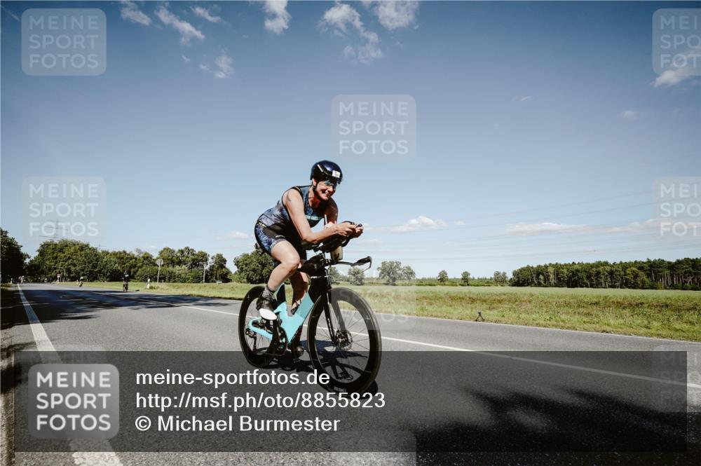 07.09.2025 - 19. Norderstedt Triathlon Michael Burmester http://msf.ph/oto/8855823 07.09.2025 15:16:24 Radfahren 365 meine-sportfotos.de