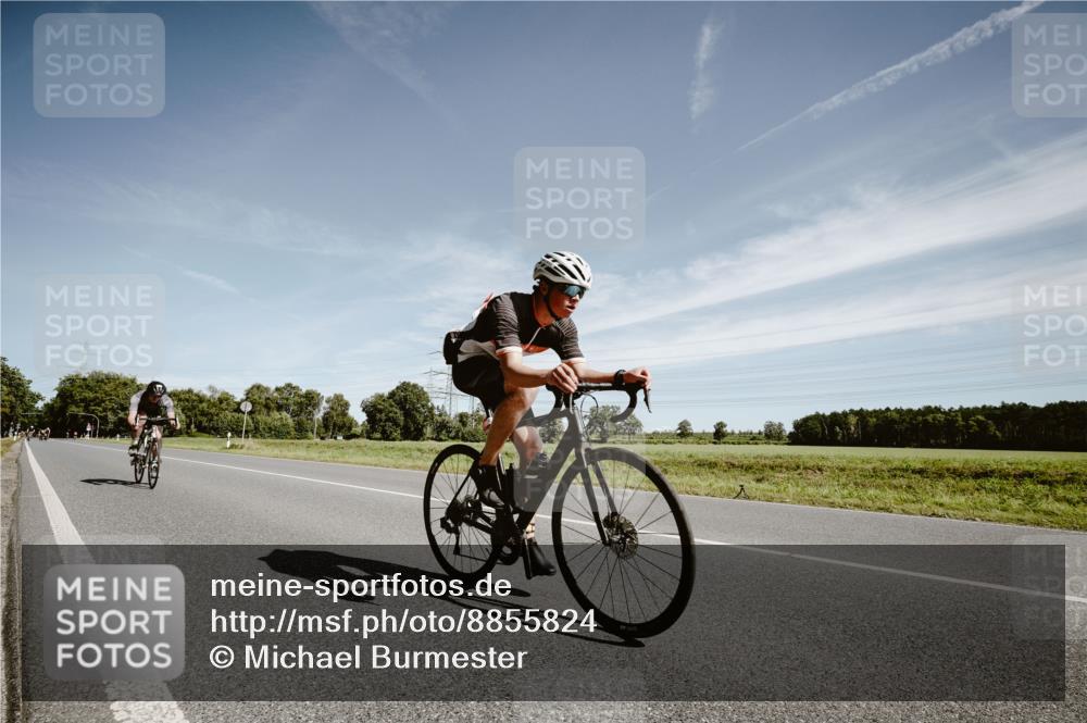 07.09.2025 - 19. Norderstedt Triathlon Michael Burmester http://msf.ph/oto/8855824 07.09.2025 12:11:39 Radfahren 758, 1300 meine-sportfotos.de