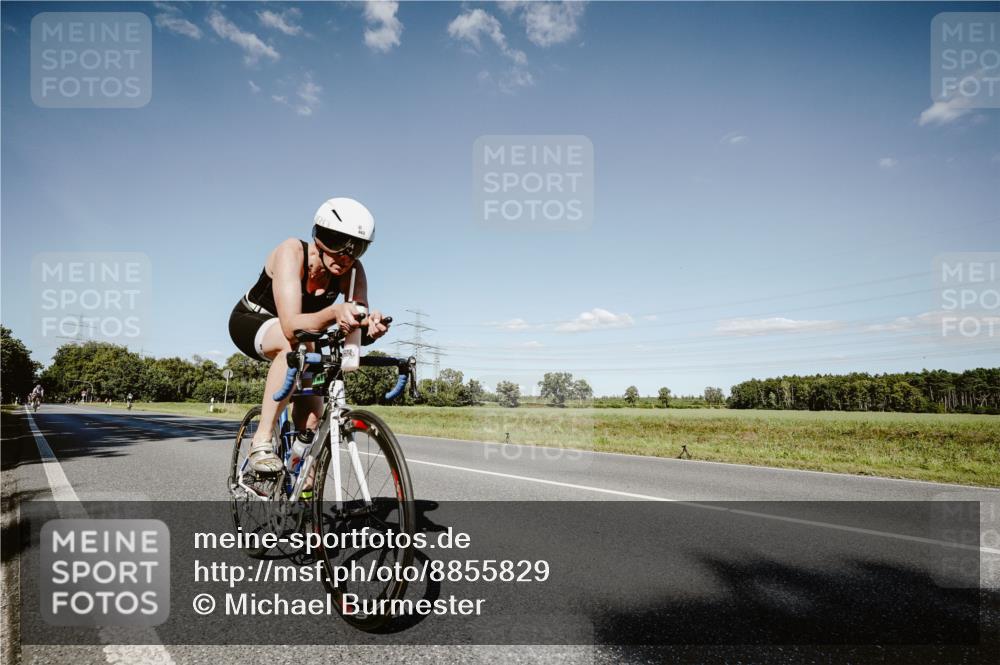 07.09.2025 - 19. Norderstedt Triathlon Michael Burmester http://msf.ph/oto/8855829 07.09.2025 15:16:33 Radfahren 462 meine-sportfotos.de