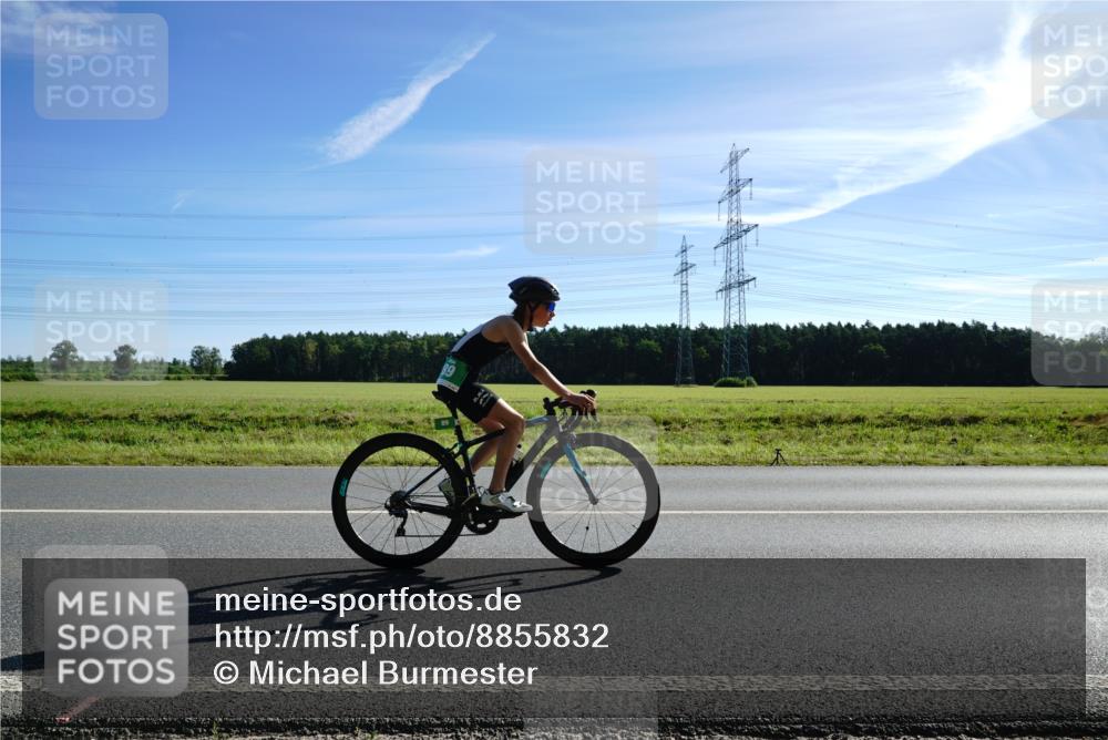 07.09.2025 - 19. Norderstedt Triathlon Michael Burmester http://msf.ph/oto/8855832 07.09.2025 10:41:00 Radfahren 70, 89, 114, 669 meine-sportfotos.de