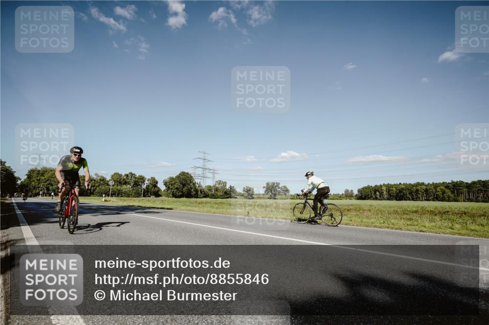 07.09.2025 - 19. Norderstedt Triathlon Michael Burmester http://msf.ph/oto/8855846 07.09.2025 15:16:49 Radfahren 362, 1483 meine-sportfotos.de
