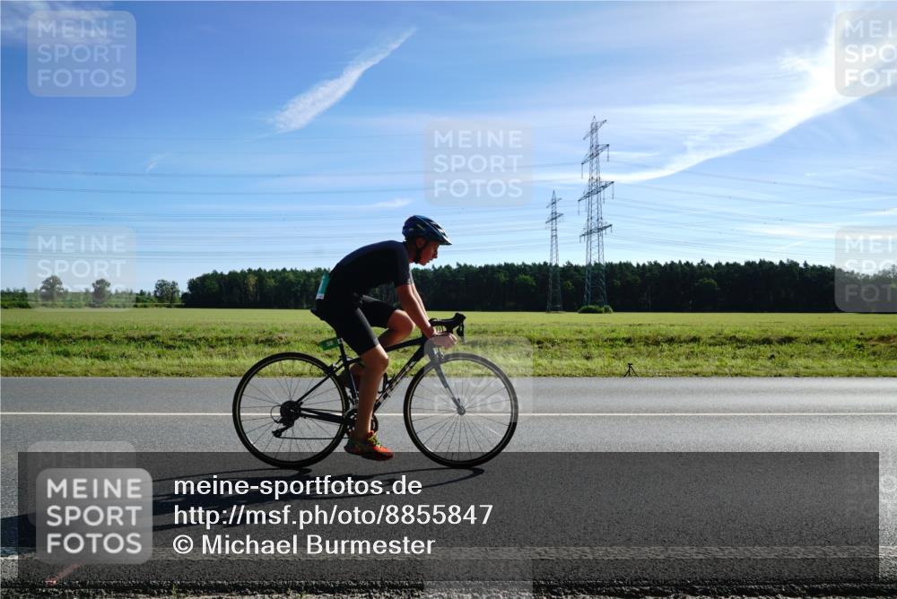 07.09.2025 - 19. Norderstedt Triathlon Michael Burmester http://msf.ph/oto/8855847 07.09.2025 10:41:18 Radfahren 58, 76, 638 meine-sportfotos.de
