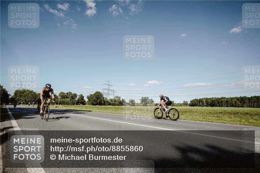 07.09.2025 - 19. Norderstedt Triathlon Michael Burmester http://msf.ph/oto/8855860 07.09.2025 15:16:57 Radfahren 397, 882, 1503 meine-sportfotos.de