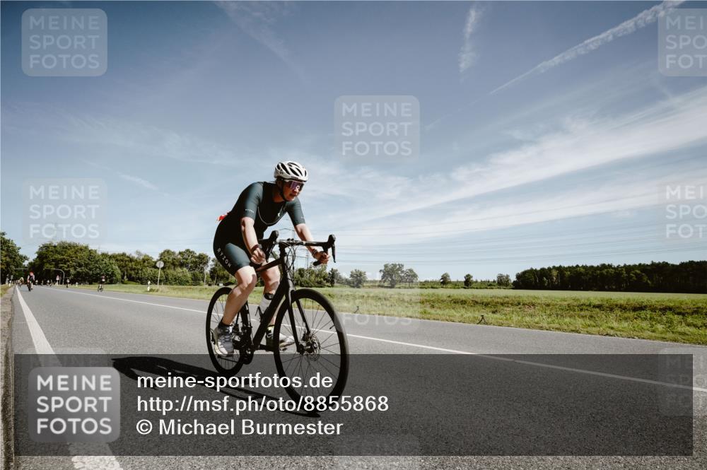 07.09.2025 - 19. Norderstedt Triathlon Michael Burmester http://msf.ph/oto/8855868 07.09.2025 12:12:00 Radfahren 818, 1331 meine-sportfotos.de