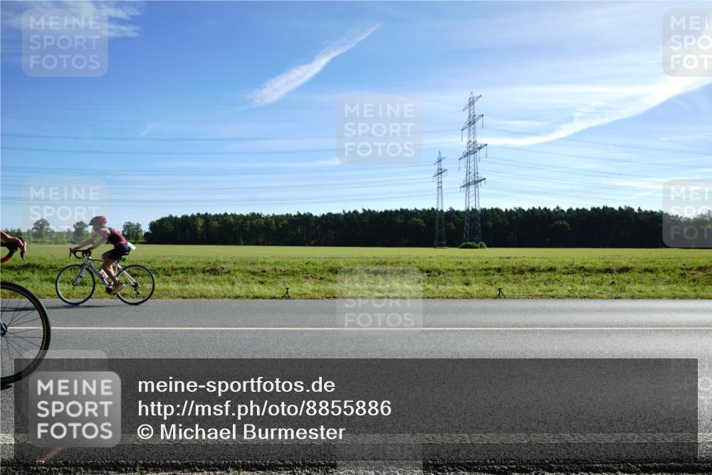 07.09.2025 - 19. Norderstedt Triathlon Michael Burmester http://msf.ph/oto/8855886 07.09.2025 10:42:33 Radfahren 107, 689 meine-sportfotos.de