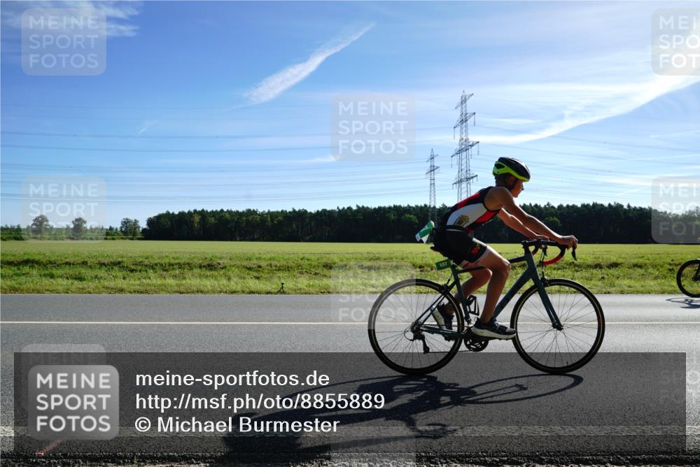 07.09.2025 - 19. Norderstedt Triathlon Michael Burmester http://msf.ph/oto/8855889 07.09.2025 10:42:33 Radfahren 107, 689 meine-sportfotos.de