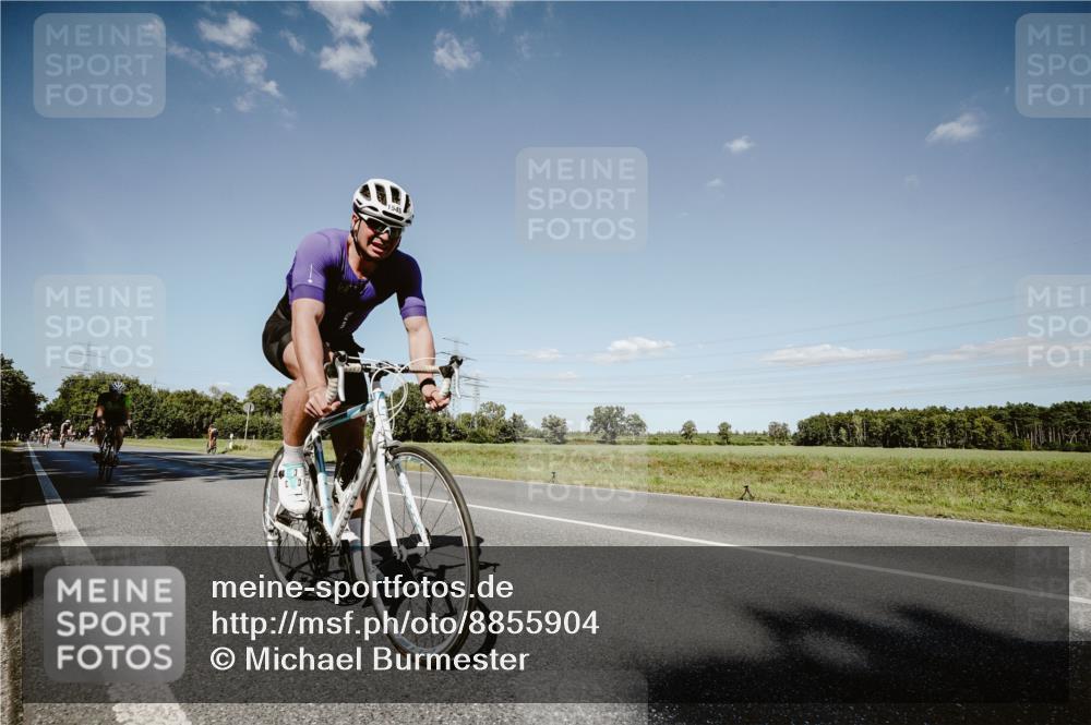 07.09.2025 - 19. Norderstedt Triathlon Michael Burmester http://msf.ph/oto/8855904 07.09.2025 15:17:20 Radfahren 1482, 1545 meine-sportfotos.de