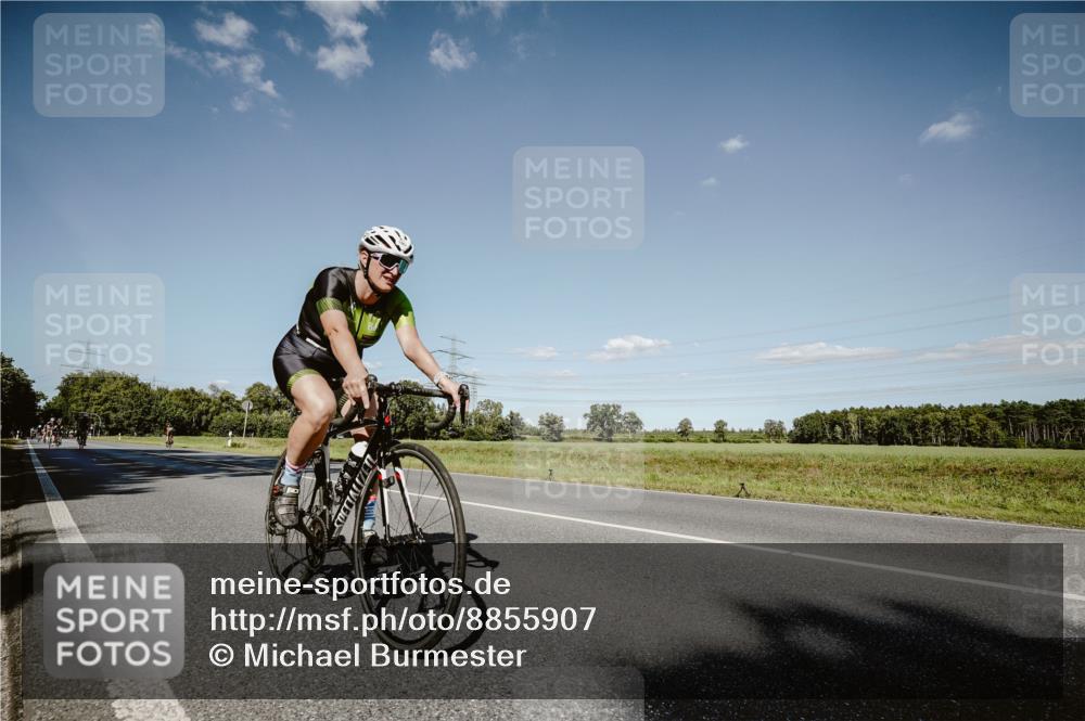 07.09.2025 - 19. Norderstedt Triathlon Michael Burmester http://msf.ph/oto/8855907 07.09.2025 15:17:21 Radfahren 1482, 1545 meine-sportfotos.de