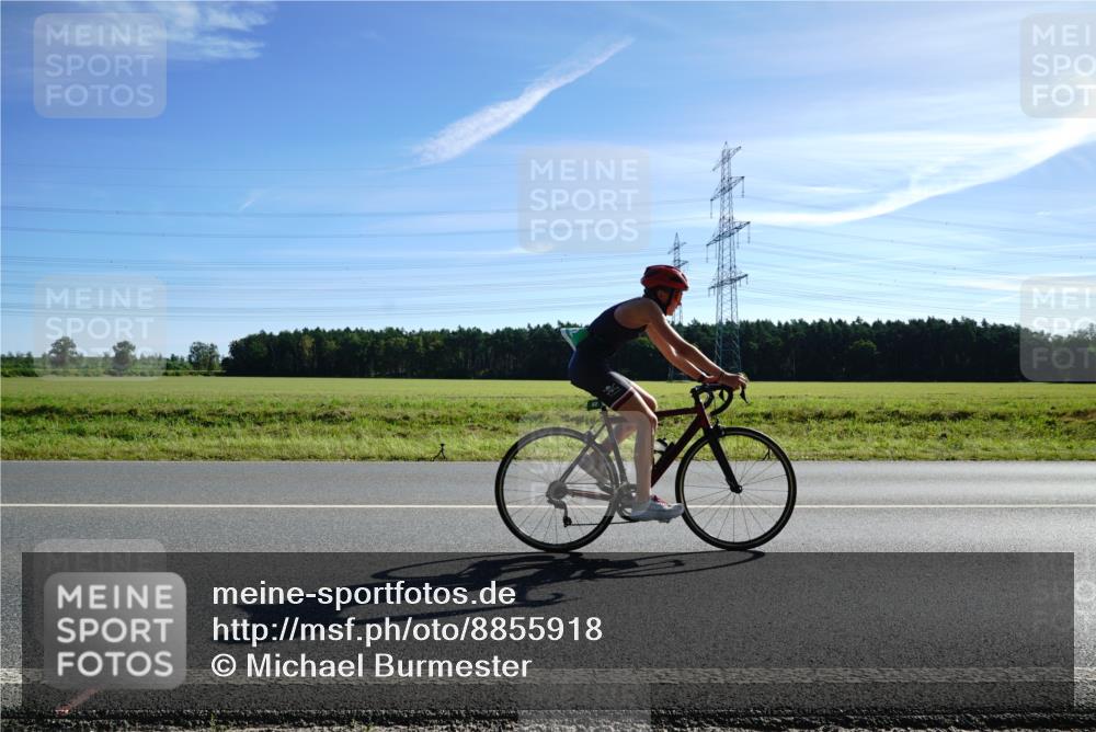 07.09.2025 - 19. Norderstedt Triathlon Michael Burmester http://msf.ph/oto/8855918 07.09.2025 10:43:19 Radfahren 62, 83, 123 meine-sportfotos.de