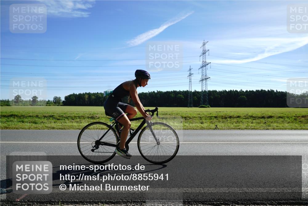 07.09.2025 - 19. Norderstedt Triathlon Michael Burmester http://msf.ph/oto/8855941 07.09.2025 10:44:15 Radfahren 120 meine-sportfotos.de