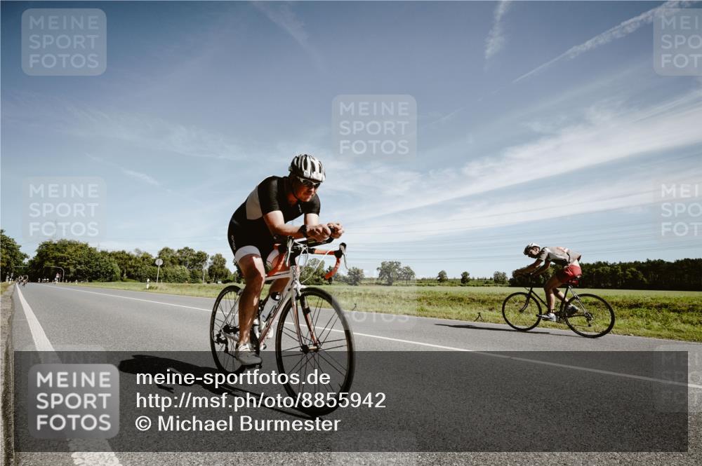 07.09.2025 - 19. Norderstedt Triathlon Michael Burmester http://msf.ph/oto/8855942 07.09.2025 12:12:53 Radfahren 1280 meine-sportfotos.de