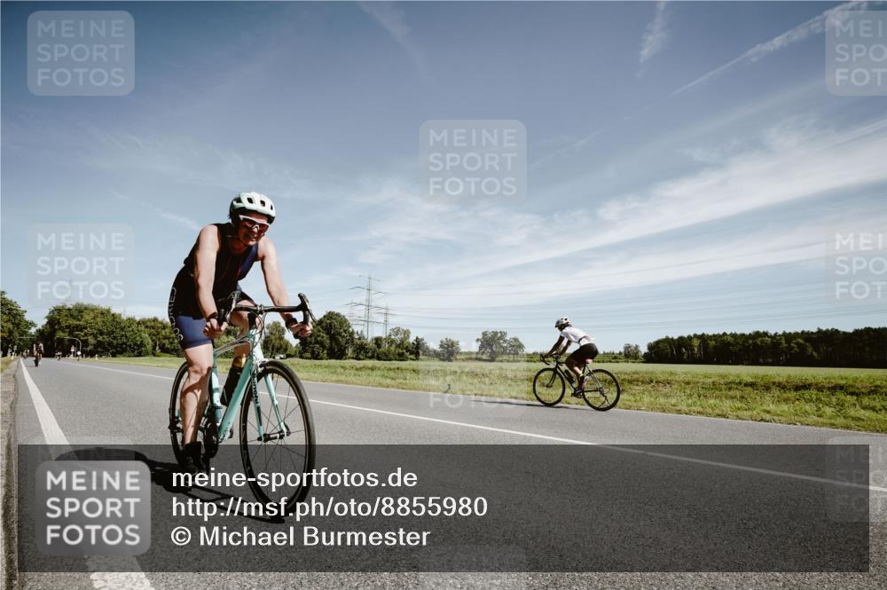 07.09.2025 - 19. Norderstedt Triathlon Michael Burmester http://msf.ph/oto/8855980 07.09.2025 12:13:29 Radfahren 216 meine-sportfotos.de