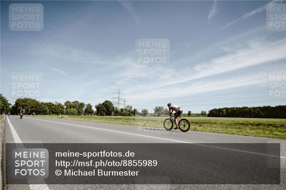 07.09.2025 - 19. Norderstedt Triathlon Michael Burmester http://msf.ph/oto/8855989 07.09.2025 12:13:36 Radfahren 898, 1286 meine-sportfotos.de