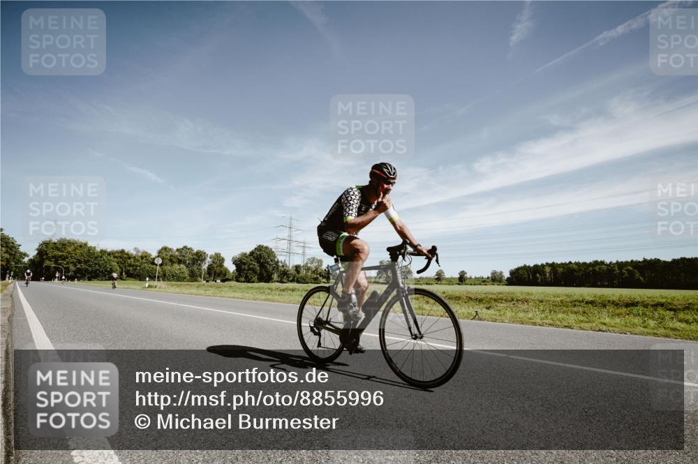 07.09.2025 - 19. Norderstedt Triathlon Michael Burmester http://msf.ph/oto/8855996 07.09.2025 12:13:39 Radfahren 898 meine-sportfotos.de