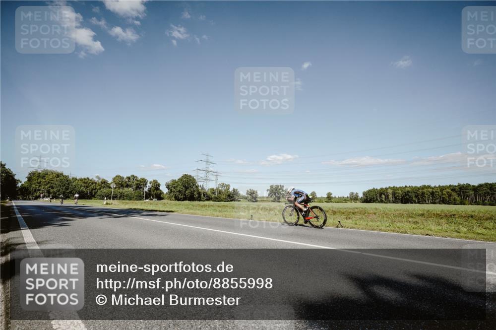 07.09.2025 - 19. Norderstedt Triathlon Michael Burmester http://msf.ph/oto/8855998 07.09.2025 15:18:09 Radfahren  meine-sportfotos.de