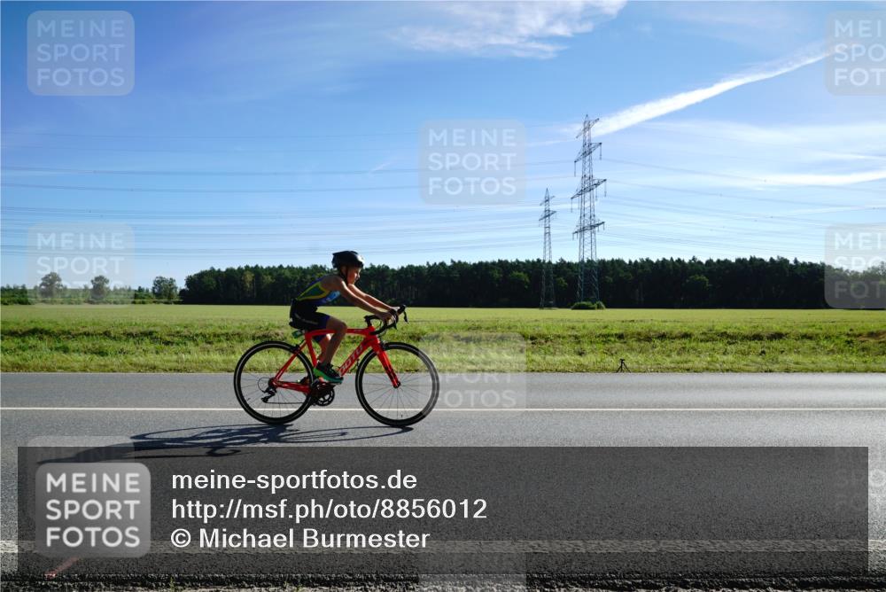 07.09.2025 - 19. Norderstedt Triathlon Michael Burmester http://msf.ph/oto/8856012 07.09.2025 10:50:38 Radfahren 98 meine-sportfotos.de